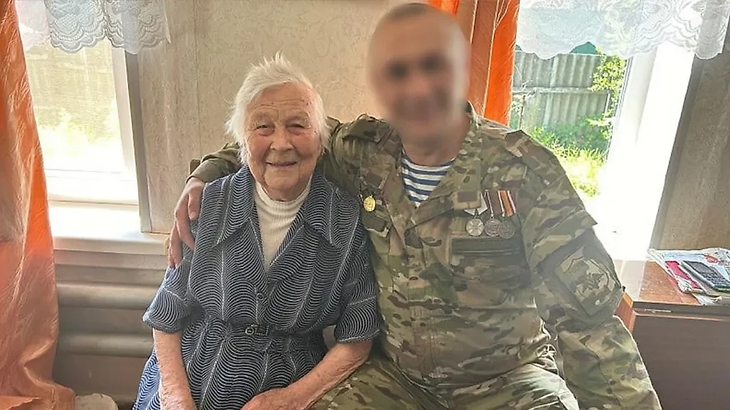 Как подарок вдовы ветерана спас русского солдата на СВО. Обложка © Telegram / "RT на русском"