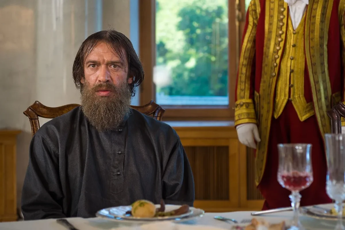 Российский актёр Владимир Машков тоже играл Распутина. Фото © "Григорий Р.", режиссёр Андрей Малюков, сценаристы Илья Тилькин, Эдуард Володарский / Kinopoisk