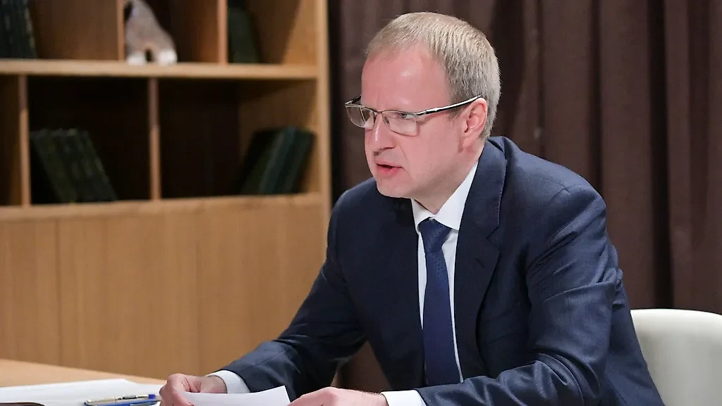 Виктор Томенко. Обложка © ТАСС / Александр Астафьев