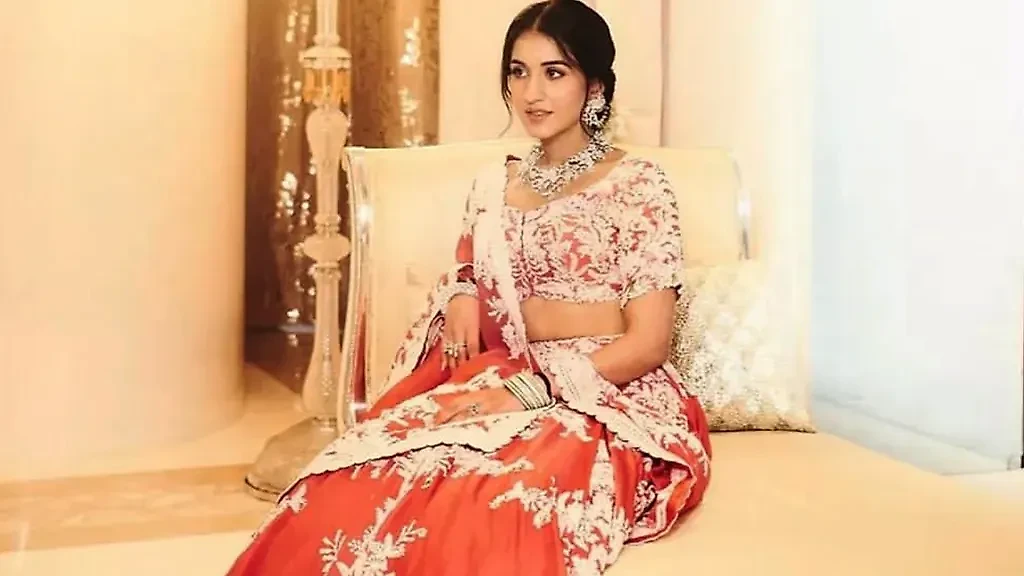 Фото © Instagram (признан экстремистской организацией и запрещён на территории Российской Федерации) / radhikamerchantfc