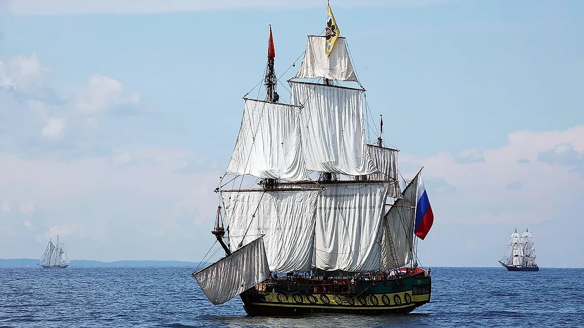 Фрегат "Штандарт". Обложка © Wikipedia / Bruno Girin