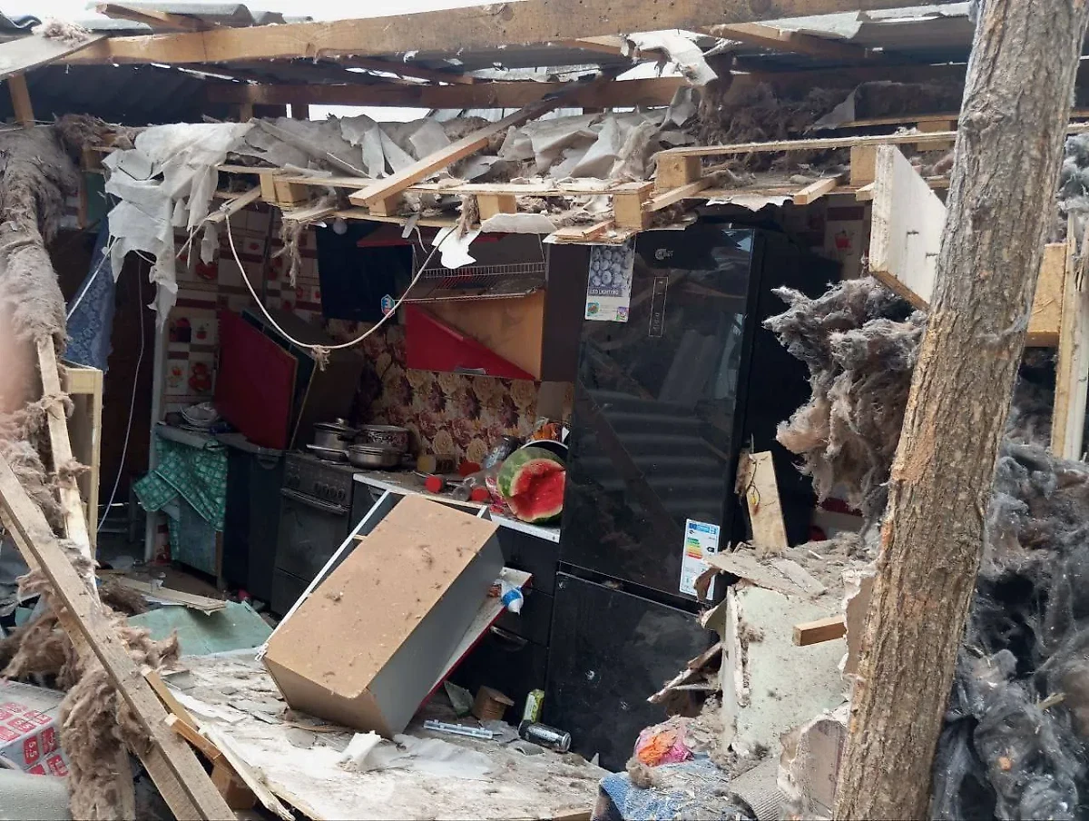 Результат обстрелов левобережья Херсонщины. Обложка © Telegram / Владимир Сальдо