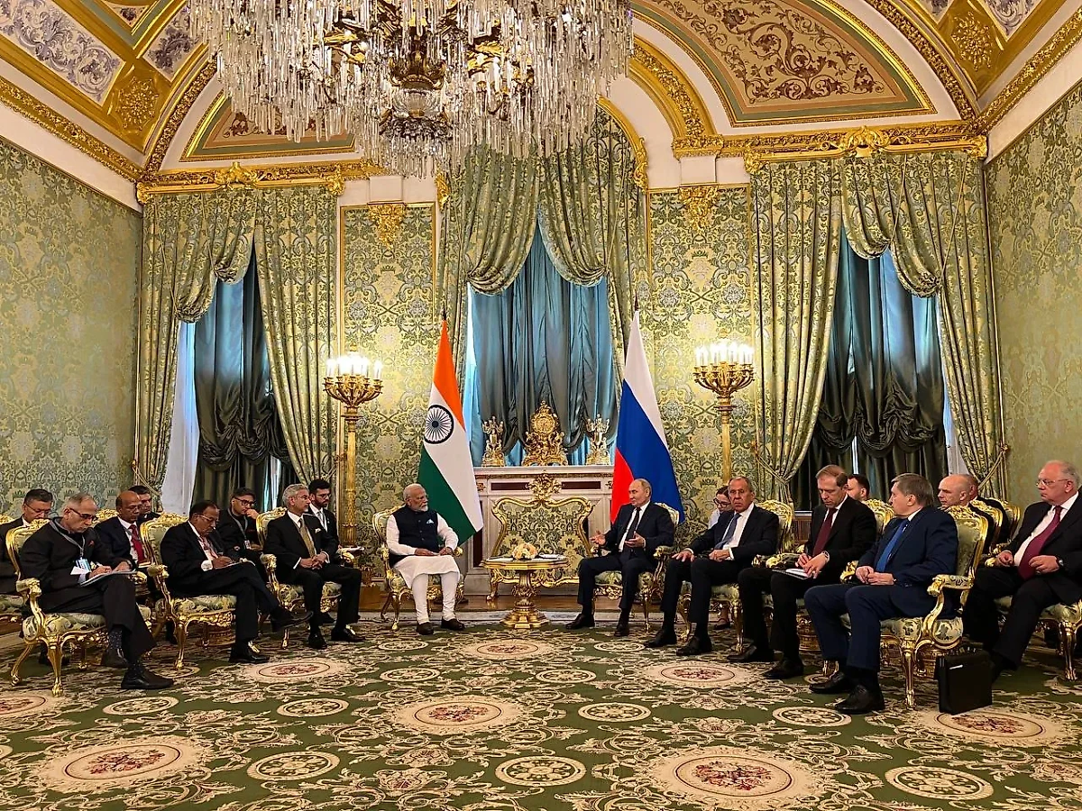 Переговоры Владимира Путина и Нарендры Моди. Обложка © Life.ru / Павел Баранов