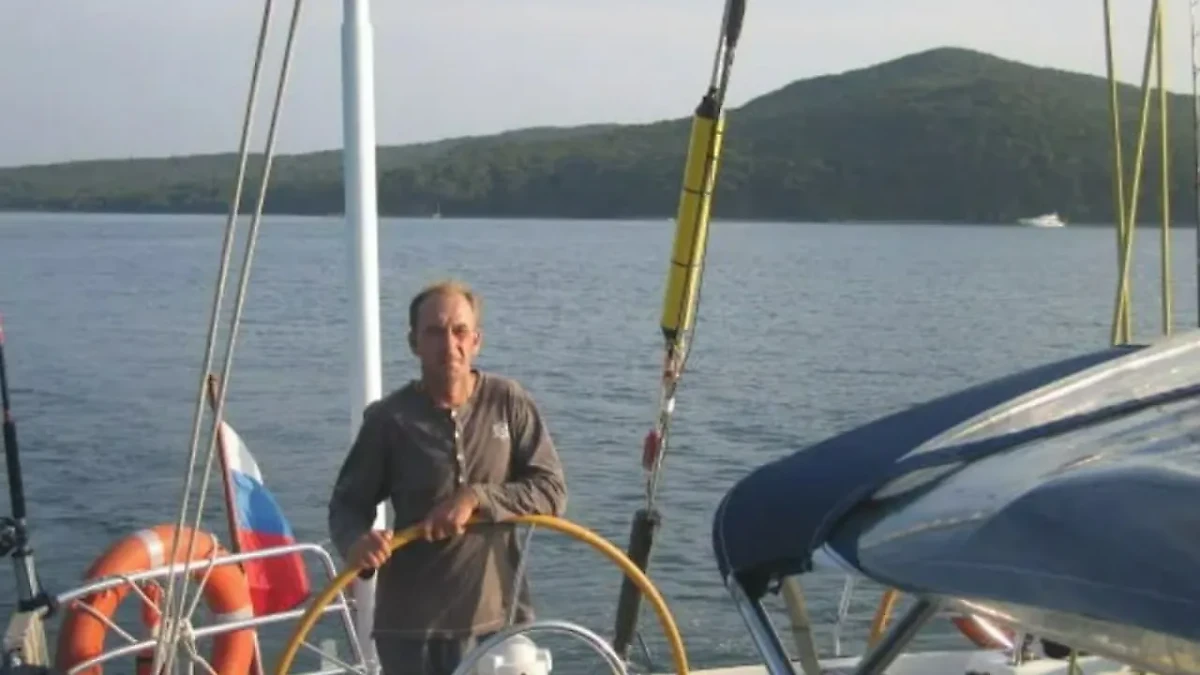 Мужчина из Приморья, который остался жить в Таиланде с сыном после ухода супруги. Обложка © Telegram / SHOT