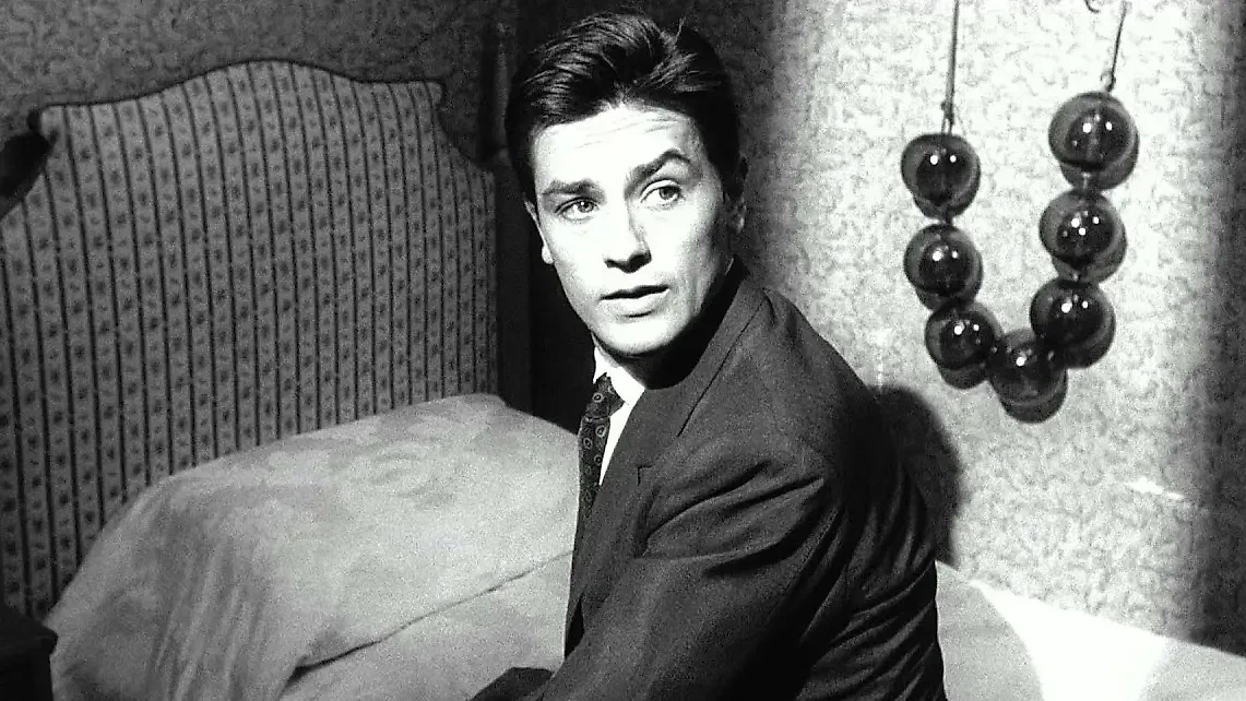 Умер Ален Делон: вспоминаем его самые лучшие роли в кино. Обложка © "Затмение" (1962), режиссёр Микеланджело Антониони, сценаристы Элио Бартолини, Оттьеро Оттиери и др. / Kinopoisk