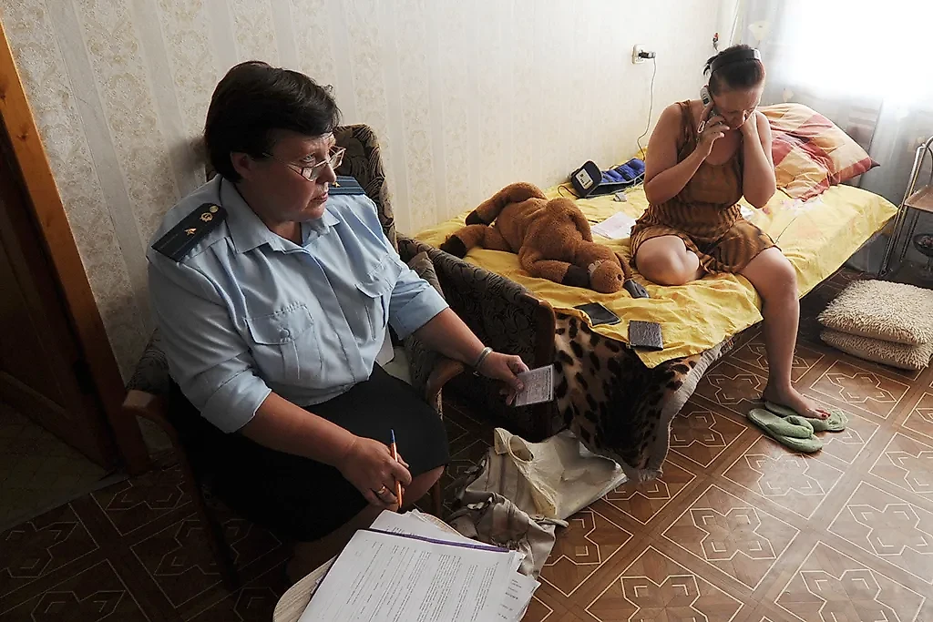 В ряде случаев судебные приставы могут выселить собственника из квартиры. Обложка © ТАСС / Руслан Шамуков