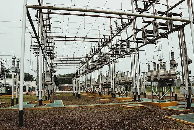 Объекты энергетики. Обложка © freepik / wirestock