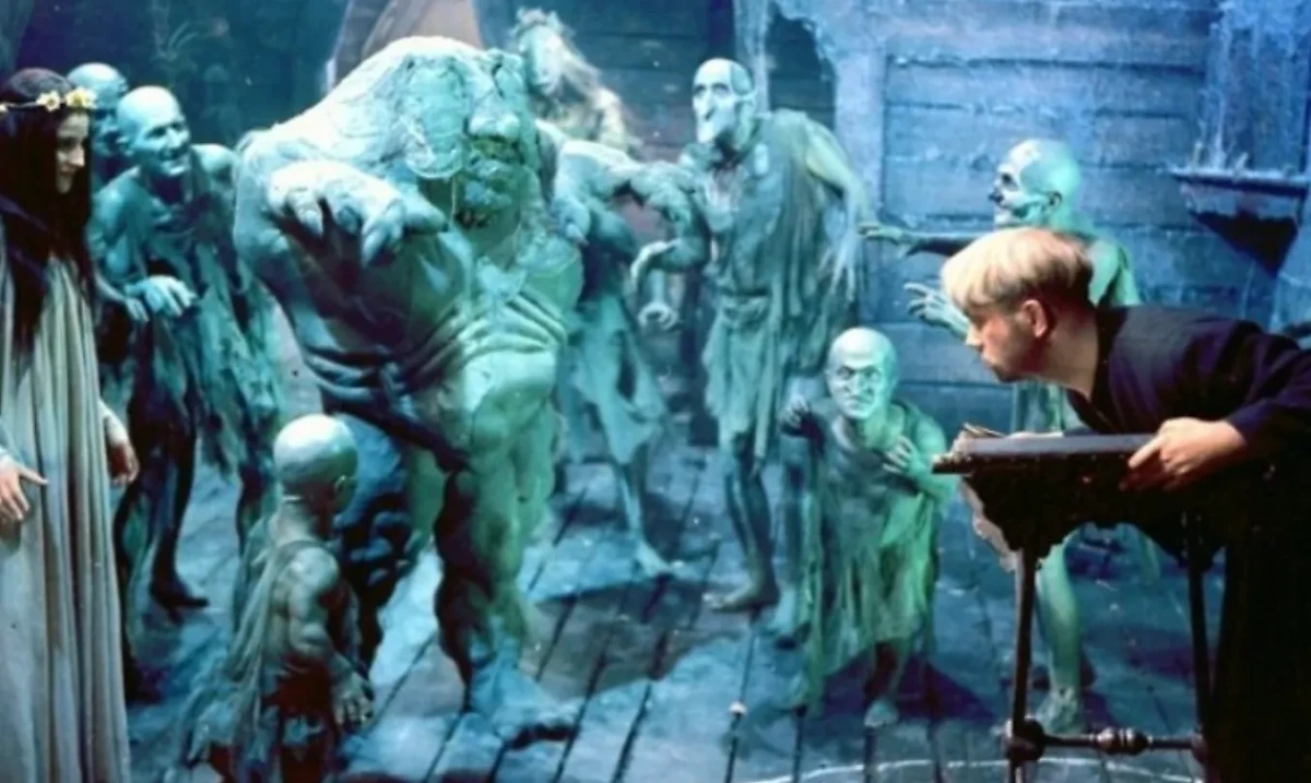 Лучший фильм ужасов в СССР — «Вий». Кадр из фильма «Вий», режиссёры
Георгий Кропачёв, Константин Ершов, сценаристы Георгий Кропачёв, Александр Птушко и т.д. / Kinopoisk