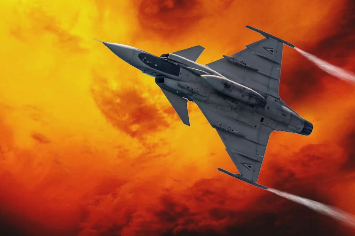 Самолёт JAS-39 GRIPPEN ВВС Швеции. Обложка © Shutterstock / FOTODOM / David Acosta Allely, NatalyFox