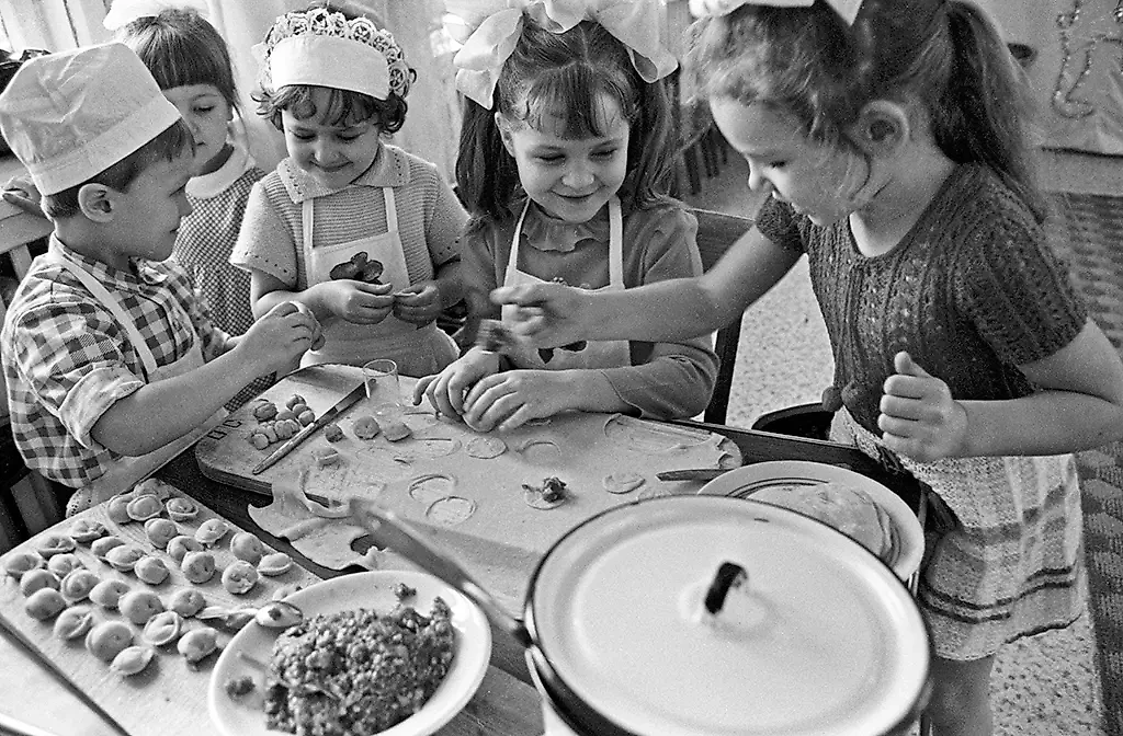 Русские пельмени из СССР: Почему их так любили взрослые и дети. Фото © ТАСС / Эдгар Брюханенко