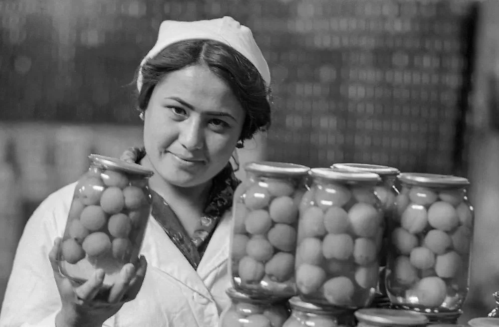 Что скрывается за советскими привычками наших бабушек. Фото © ТАСС / Бабаджанов Махмуд
