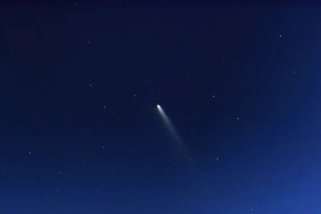 Комета C/2023 A3. Обложка © VK / Космонавт Иван Вагнер