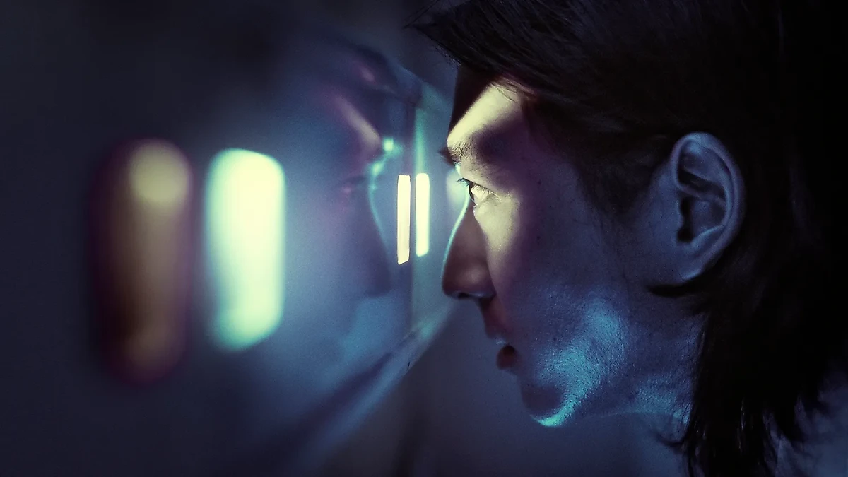 Гости с того света: почему люди боковым зрением кого-то видят? Фото © Freepik / rawpixel.com