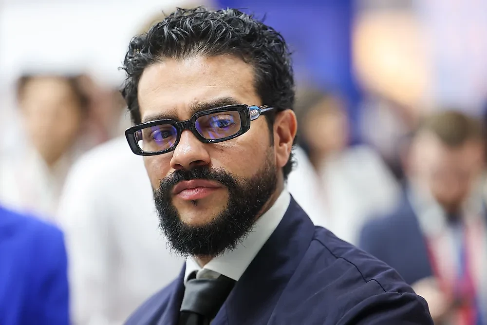 Дочь Тимати постоянно занимается учёбой и спортом на радость папе. Фото © ТАСС / Виталий Невар