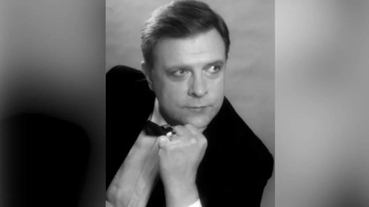 Народный артист России, оперный певец Владислав Верестников. Обложка © Центр оперного пения Галины Вишневской