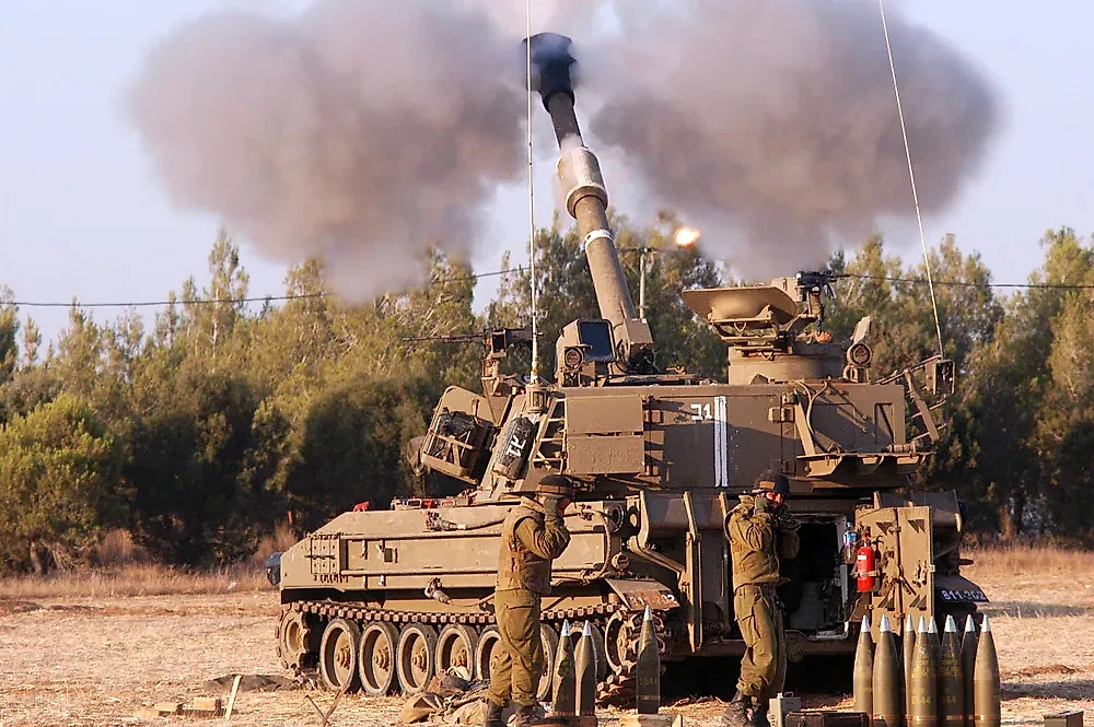 Израильская артиллерийская установка M109 в действии. Фото © Shutterstock / FOTODOM / ChameleonsEye