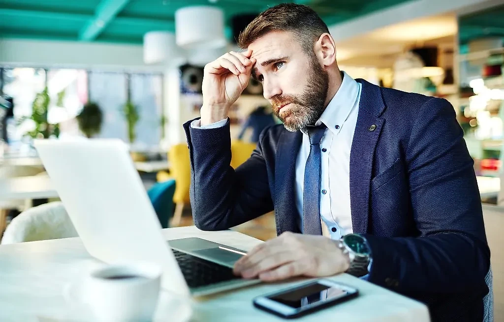 Если работать слишком усердно, то можно подорвать психику. Фото © Shutterstock