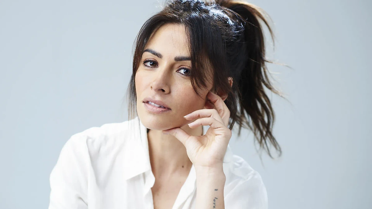 актриса Аксенова