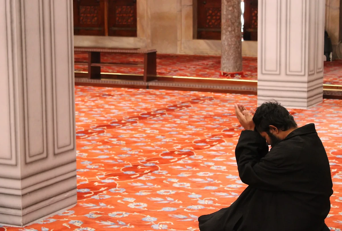 Ночь аль-Кадр в России отмечается с 5 на 6 апреля, на 27-й день месяца Рамадана. Фото © Rachid Oucharia / Unsplash 