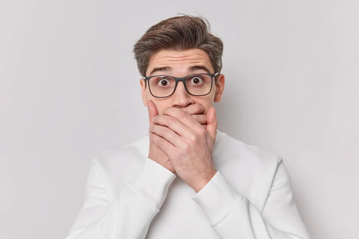 3 февраля отмечается Всемирный день борьбы с ненормативной лексикой. Фото © Freepik / wayhomestudio