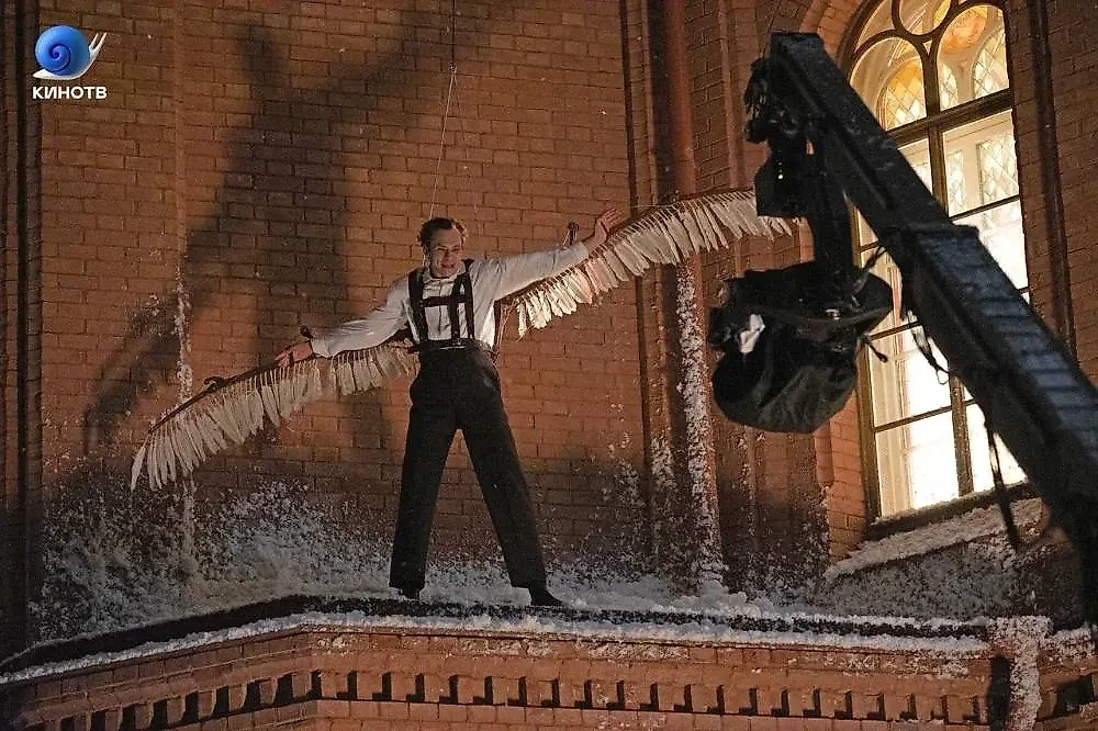 Съёмка фильма "Авиатор". Обложка © Пресс-служба кинокомпании "КИНО ТВ"