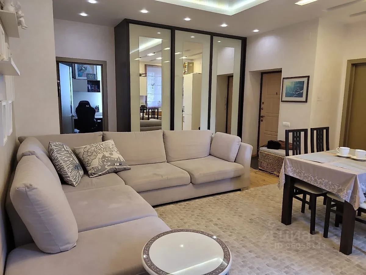 Интерьеры продаваемой квартиры Овсянниковых. Фото © cian.ru