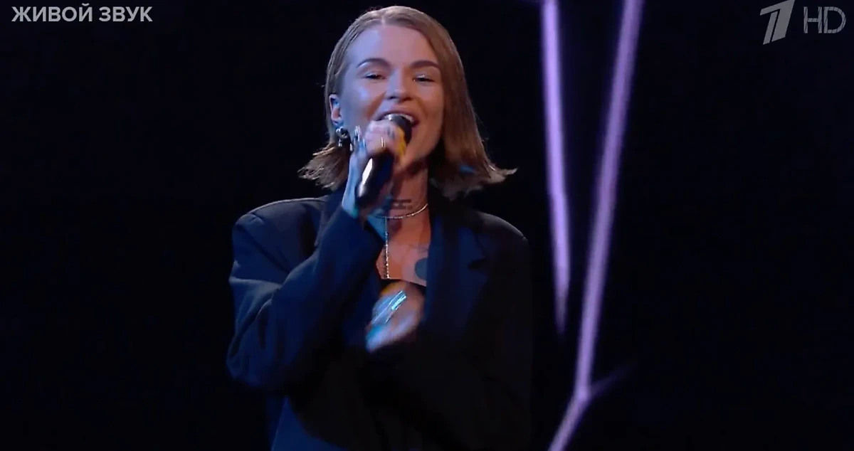 Певица Дана Соколова стала участницей шоу "Голос". Фото © Первый канал