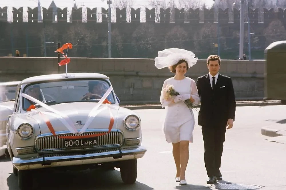 СССР глазами влюблённых: истории на фотоплёнке. Фото © ТАСС / Пахомова