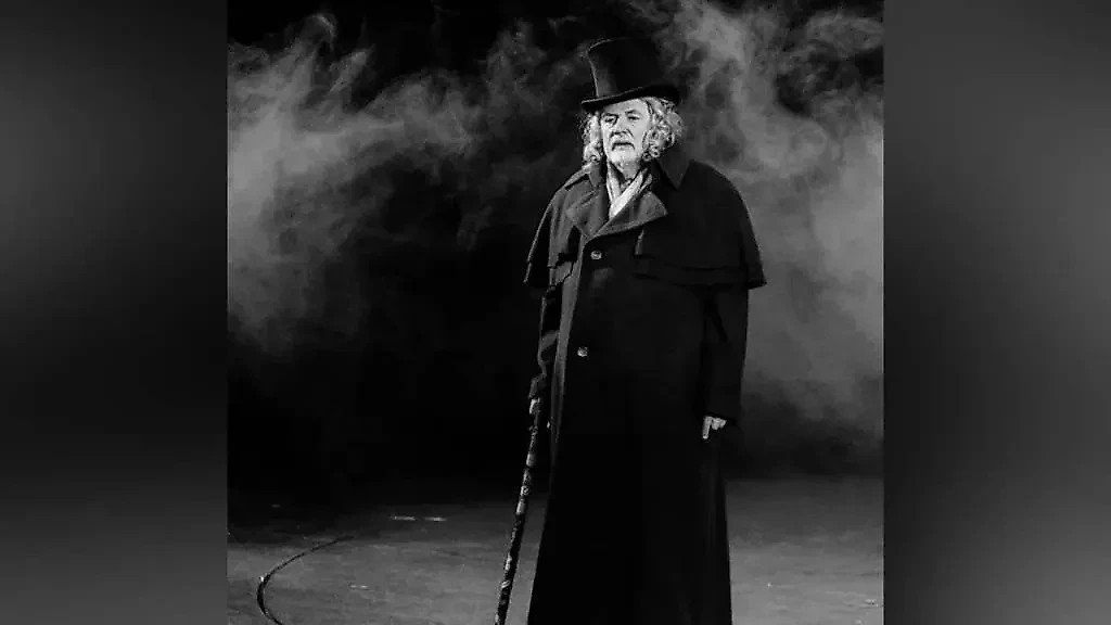 Александр Ширвиндт. Обложка © Театр сатиры