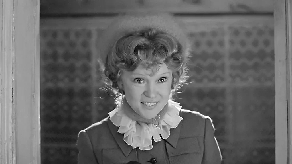 Актриса Людмила Гурченко скончалась в 2011 году. Фото © "Любовь и голуби" (1984), режиссёр Владимир Меньшов, сценарист Владимир Гуркин / Kinopoisk