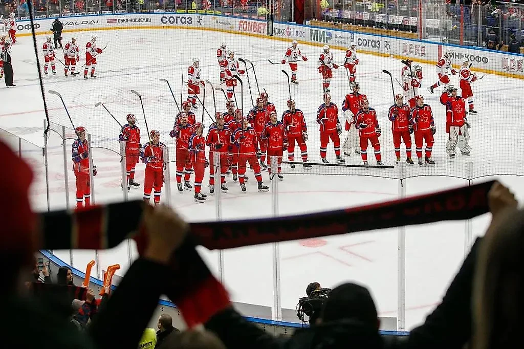 Хоккеисты ЦСКА. Обложка © ХК ЦСКА