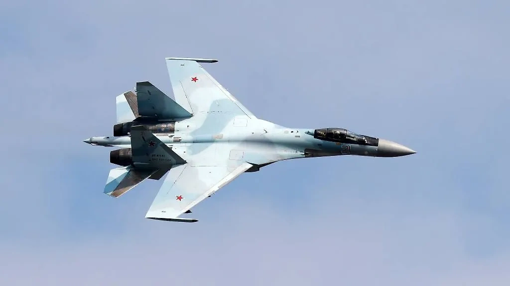 Истребителям Су-35С в настоящее время нет равных в мире. Обложка © ТАСС / Александр Рюмин
