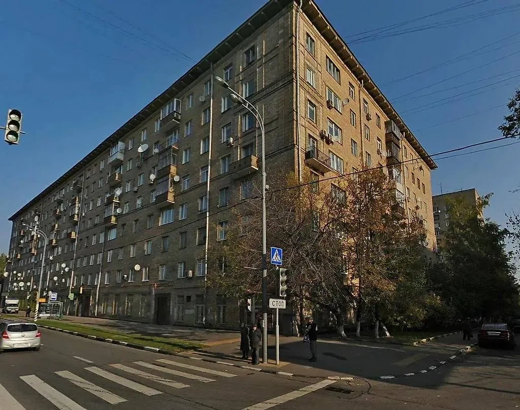 В этой "сталинке" Касьянов занимал жилплощадь на 184 квадрата. Фото © "Яндекс.Карты"