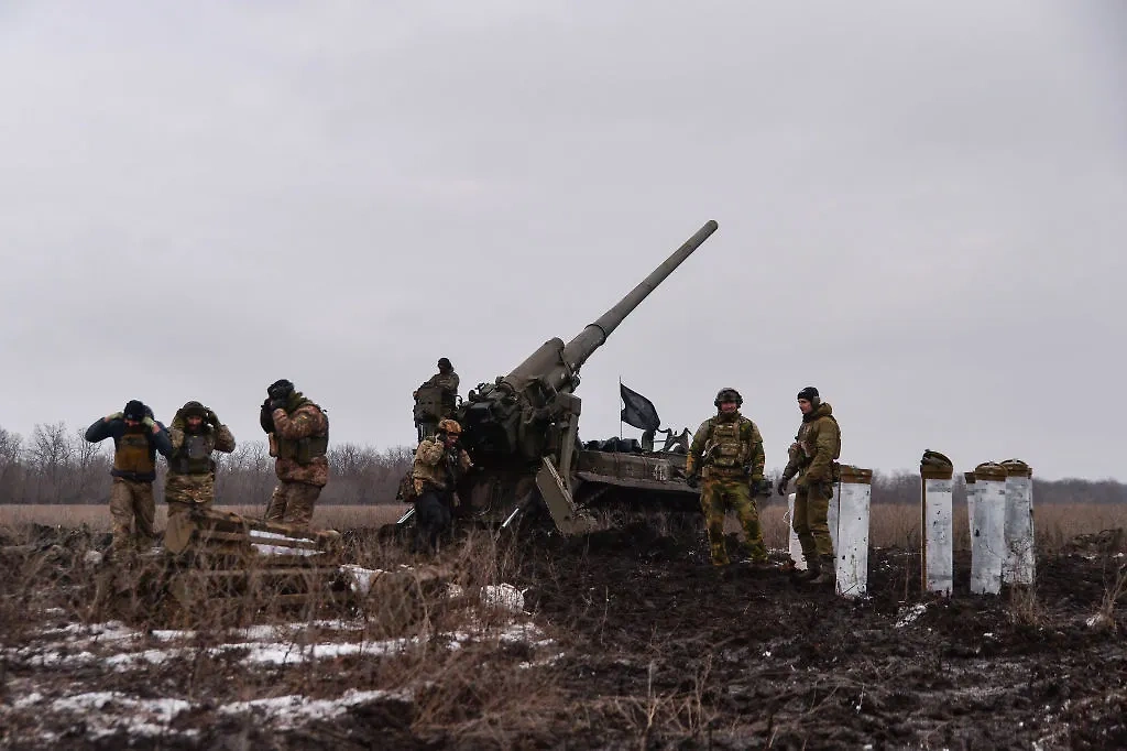 Как минимум восемь подразделений ВСУ под общим командованием генерала Александра Тарнавского противостоят российским войскам. Фото © Getty Images / SOPA Images