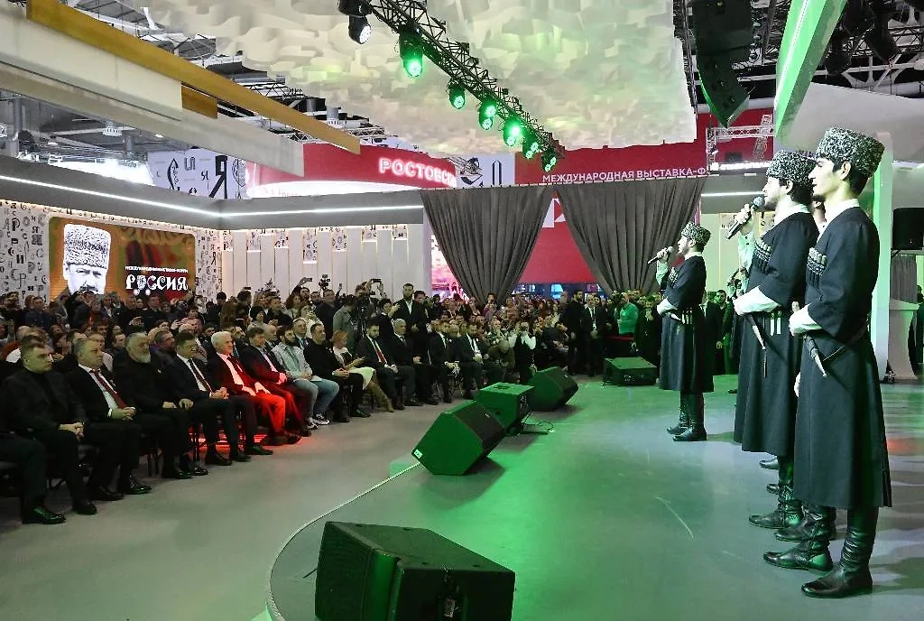 Презентация Чеченской Республики на выставке-форуме "Россия". Фото © Илья Питалев / фотохост-агентство РИА "Новости"