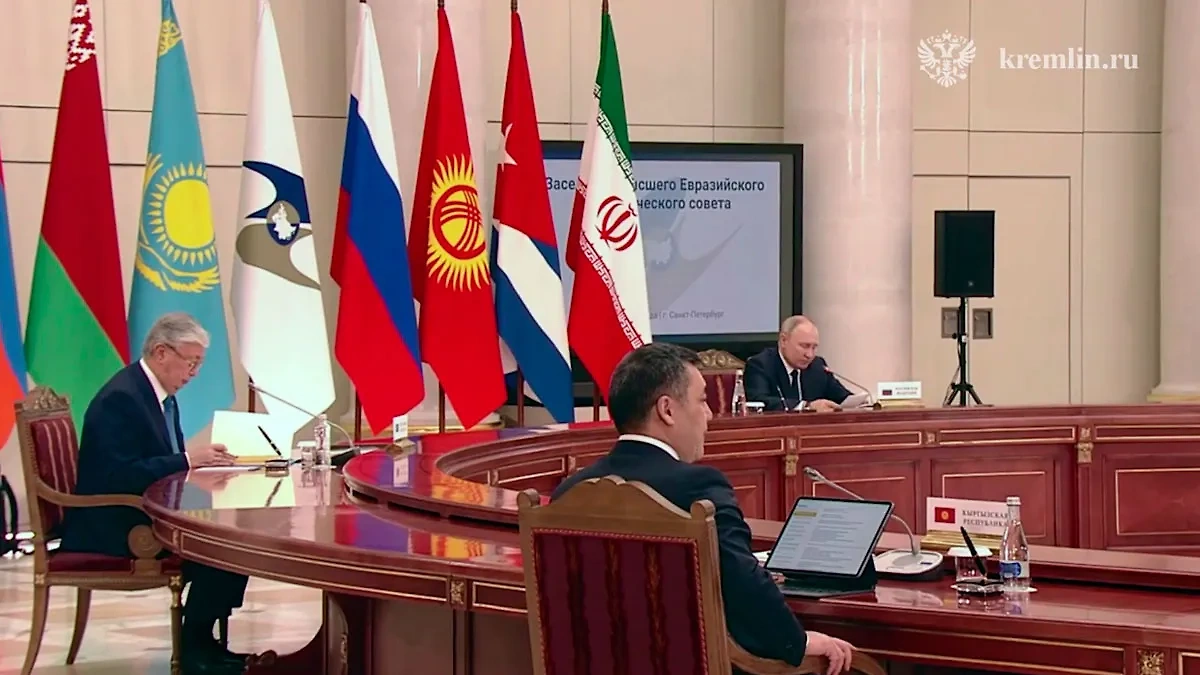 Заседание Высшего Евразийского экономического совета в Санкт-Петербурге. Обложка © t.me / news_kremlin