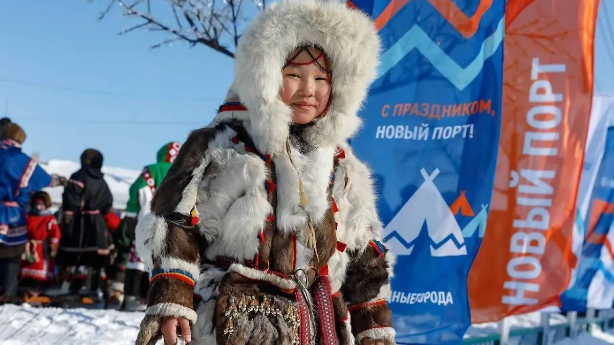 Юная представительница коренного народа Ямала. Обложка © LIFE