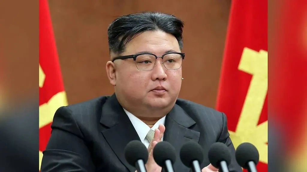Лидер КНДР Ким Чен Ын. Обложка © AP / TASS