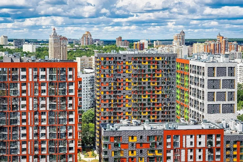 При инвестиции в жильё важна локация, цена, вид из окна. Обложка © Shutterstock / FOTODOM