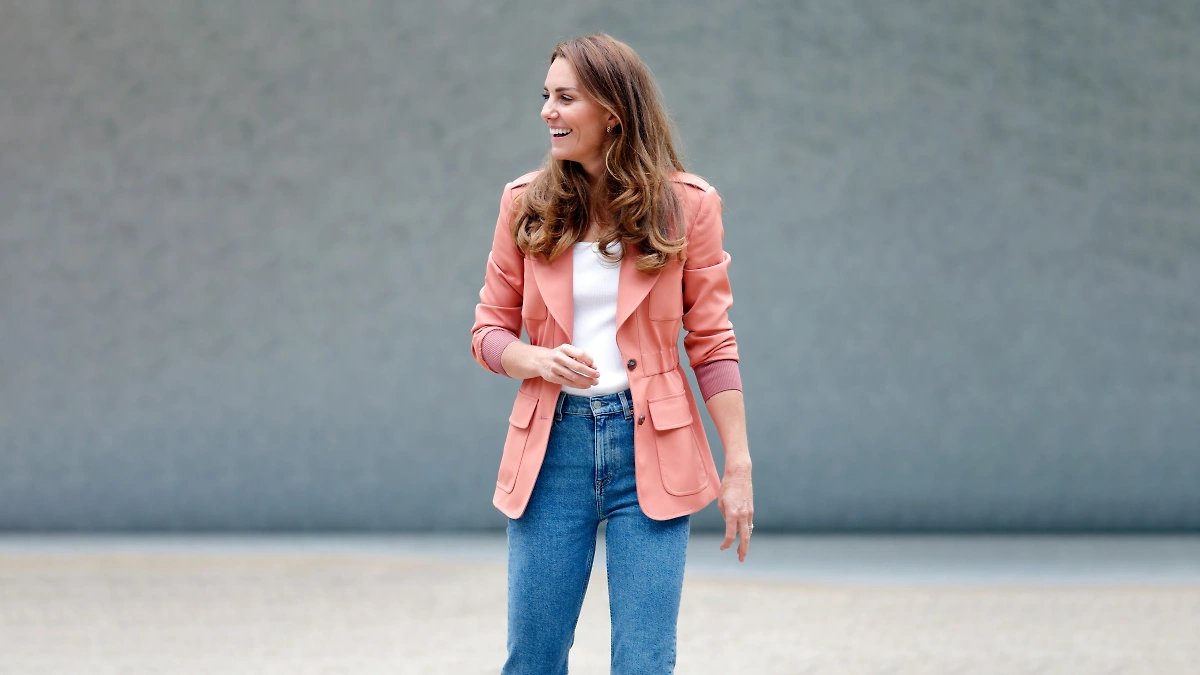 Кейт Миддлтон в джинсах: как простота становится сенсацией. Фото © Getty Images / Max Mumby / Indigo / Contributor
