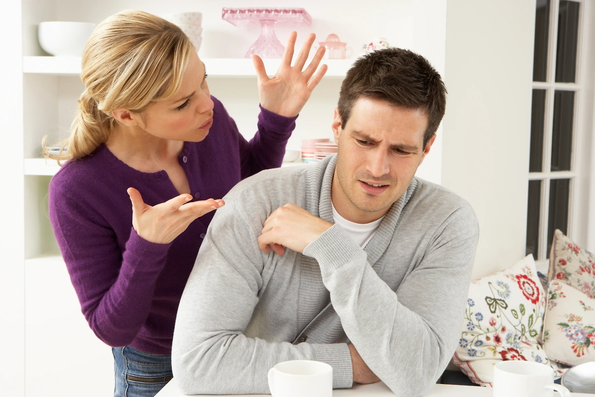 Главные женские ошибки во время спора, из-за которых мужчины уходят из отношений. Фото © Shutterstock / FOTODOM