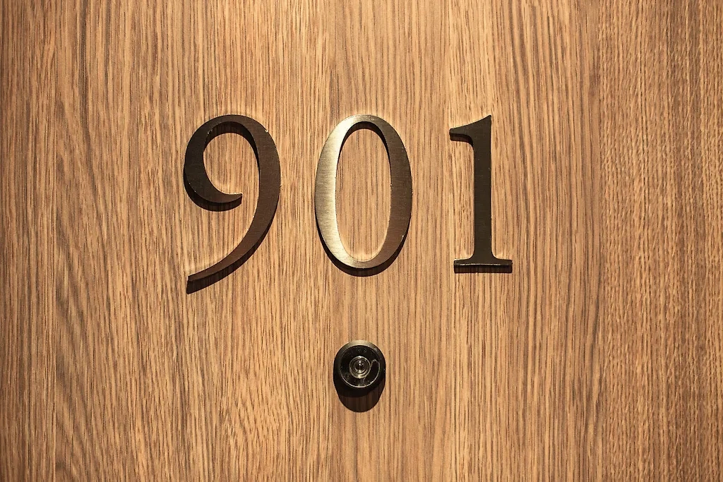 Как с помощью нумерологии понять, подходит ли квартира для жизни или нет: сложите цифры. Фото © Shutterstok / FOTODOM