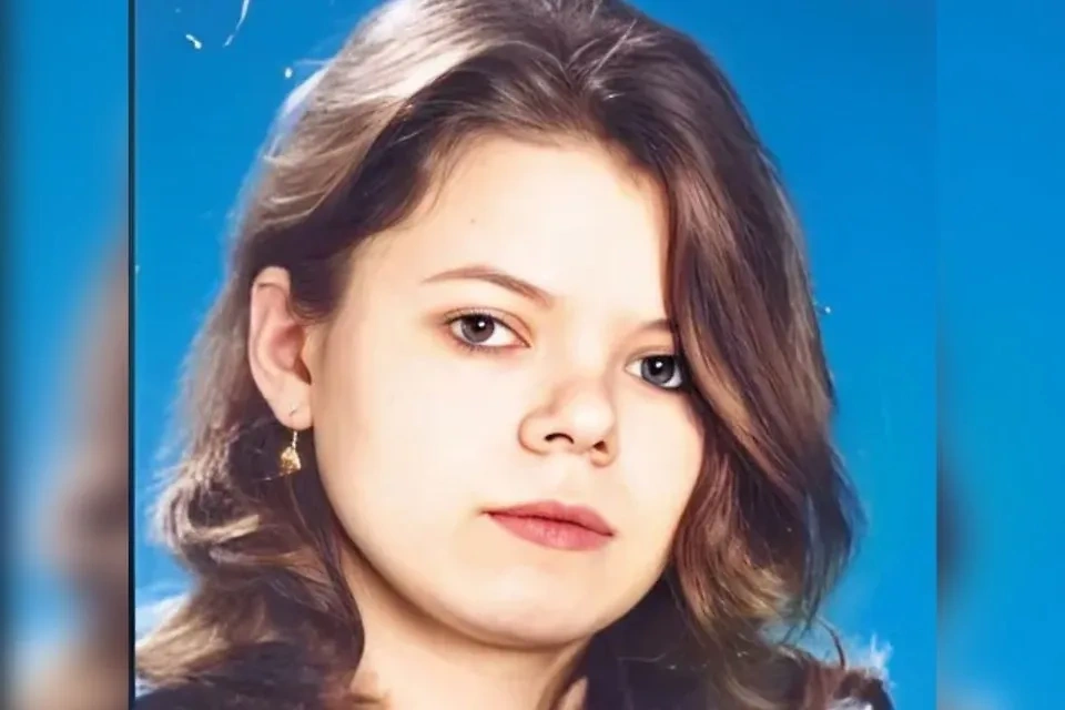 Студентка Екатерина Завьялова, пропавшая в 2003 году. Обложка © Национальная служба взаимного поиска людей "Жди меня"