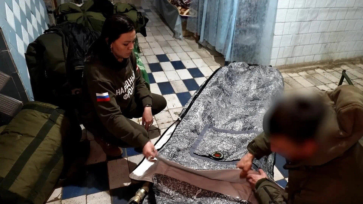 Военные медики протестировали тепловые конверты и носилки для эвакуации ...