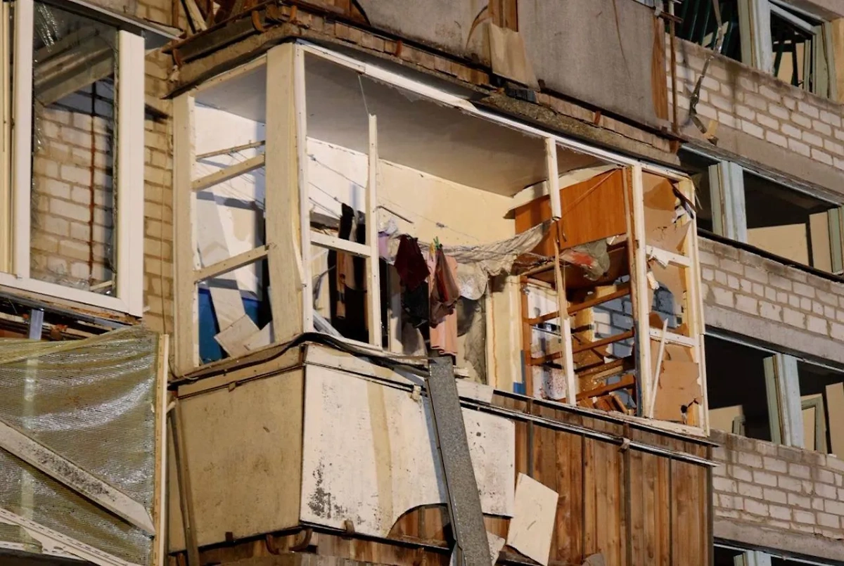 Разрушенный жилой дом в Токмаке Запорожской области. Фото © Telegram / Балицкий Евгений