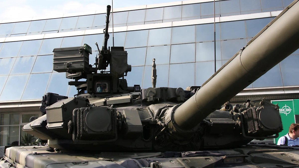 Вооружение танка Т-90 © Wikipedia / Vitaly V. Kuzmin