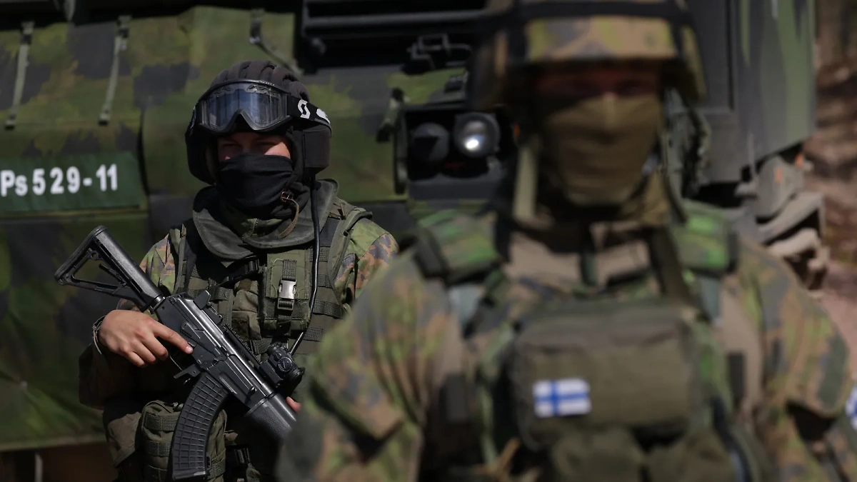 Почему Финляндия собирается открыть второй фронт против России. Обложка © Getty Images / Sean Gallup
