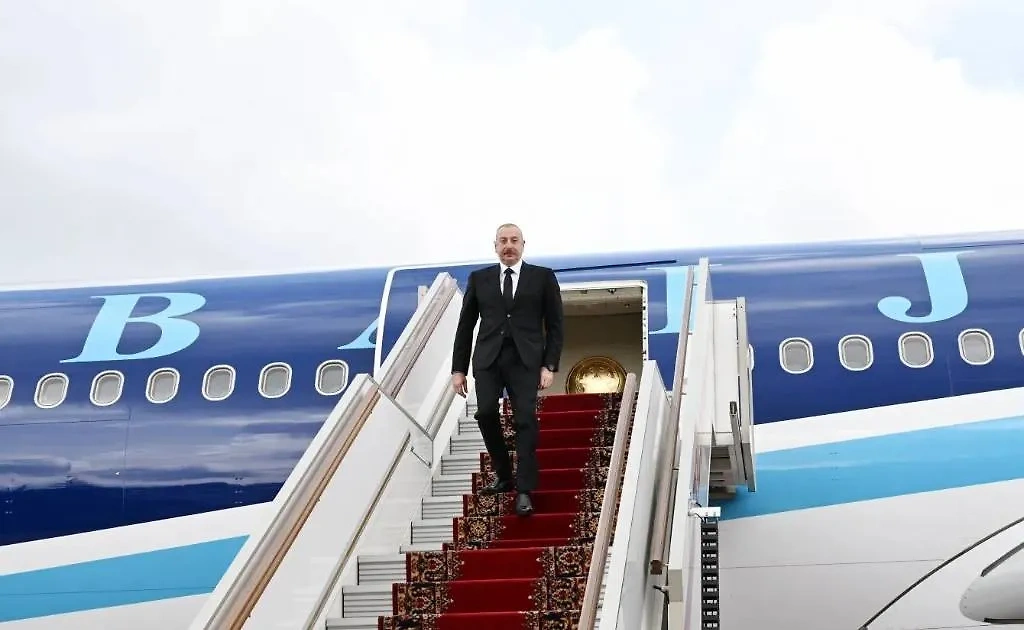 Президент Азербайджана Ильхам Алиев прибыл в Москву. Обложка © president.az