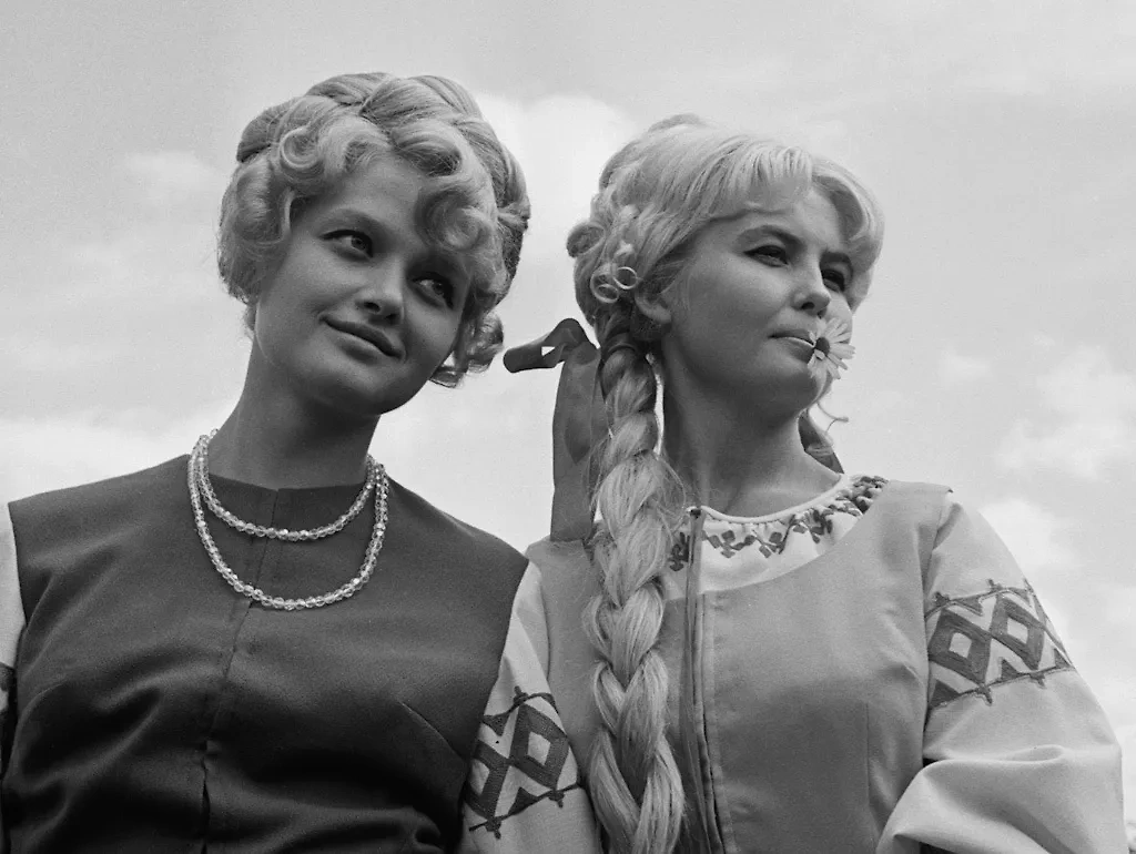 Каноны женской красоты в СССР: какие женщины считались привлекательными? Фото © ТАСС / Созинов Виталий, Трепетов Борис