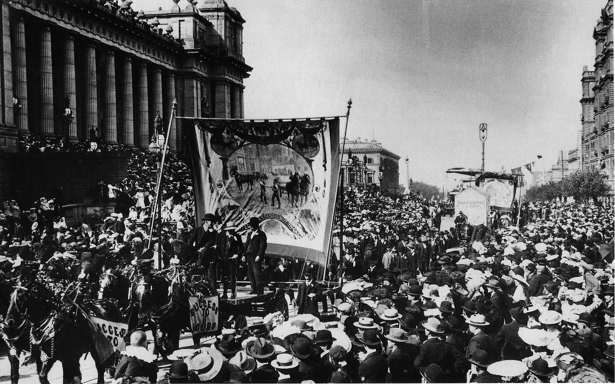 Впервые к проведению всеобщей забастовки как к методу отстаивания своих интересов прибегли рабочие Австралии. Фото © Wikipedia